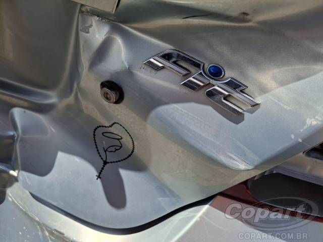 2005 HONDA FIT 