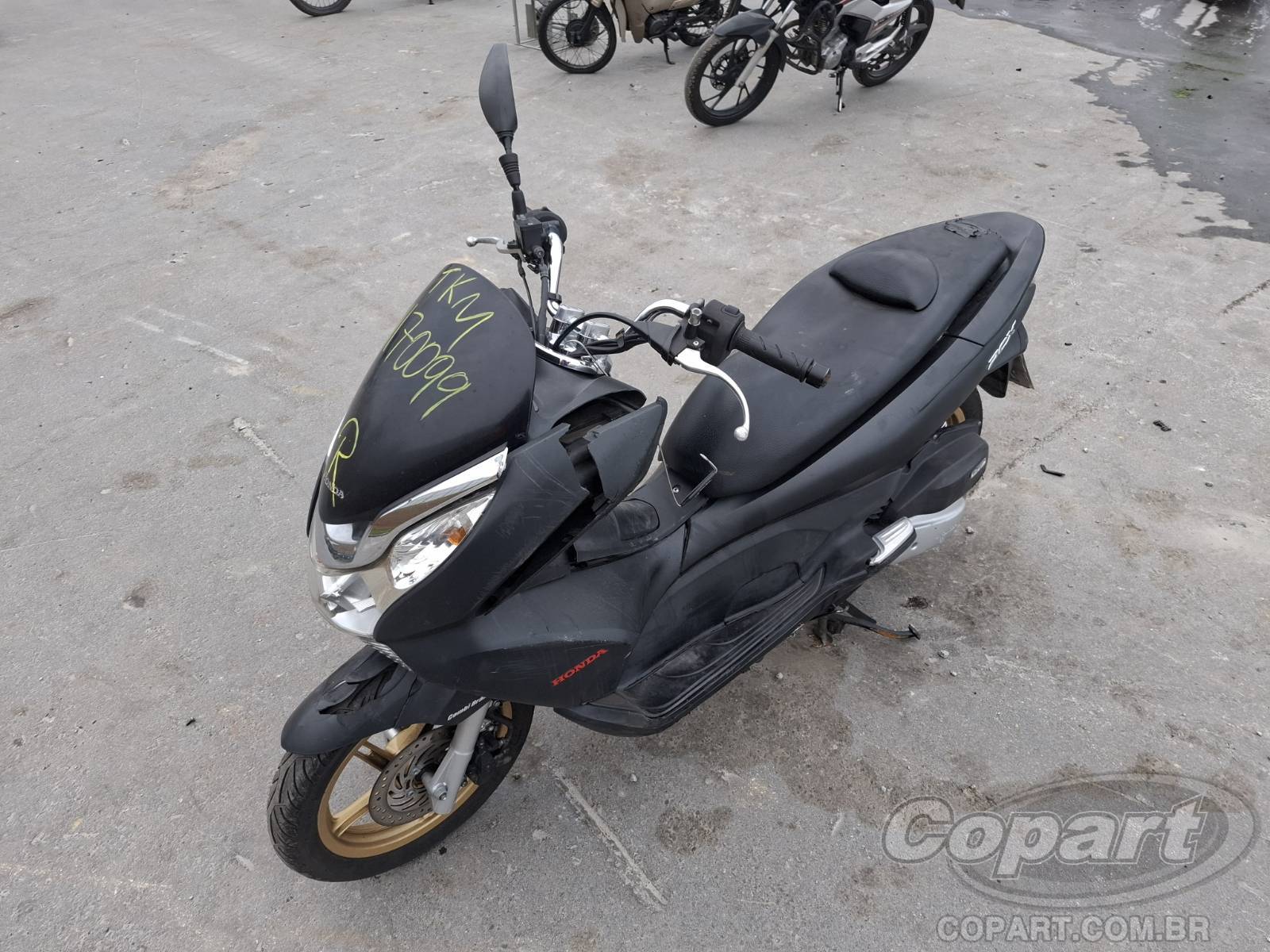 Foto 2: 2015 HONDA PCX