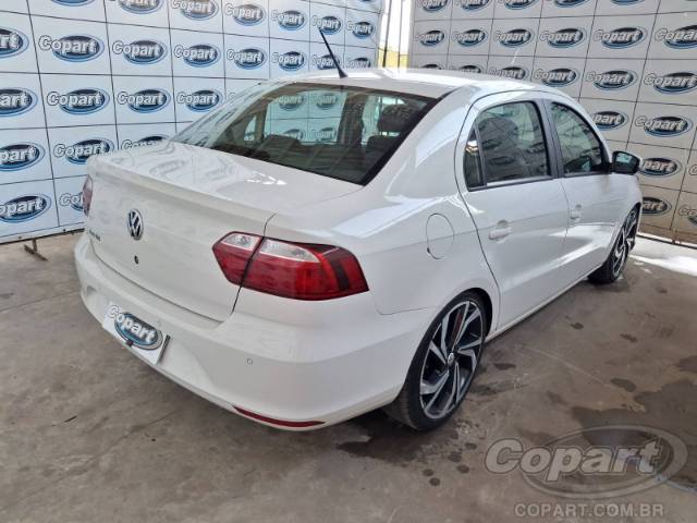 2021 VOLKSWAGEN VOYAGE 