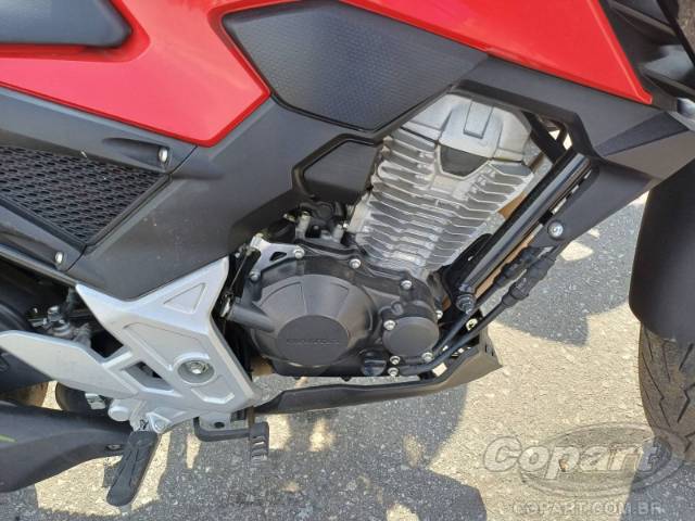 2023 HONDA CB 300F 