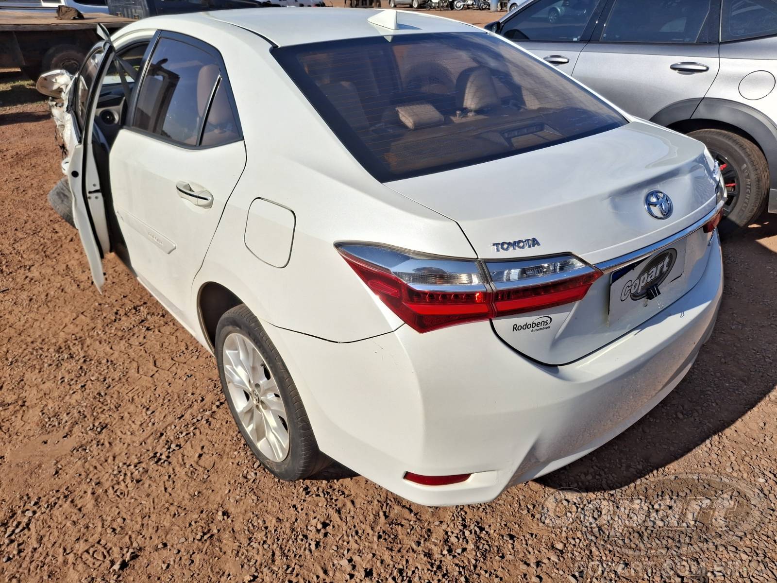 Foto 3: 2018 TOYOTA COROLLA