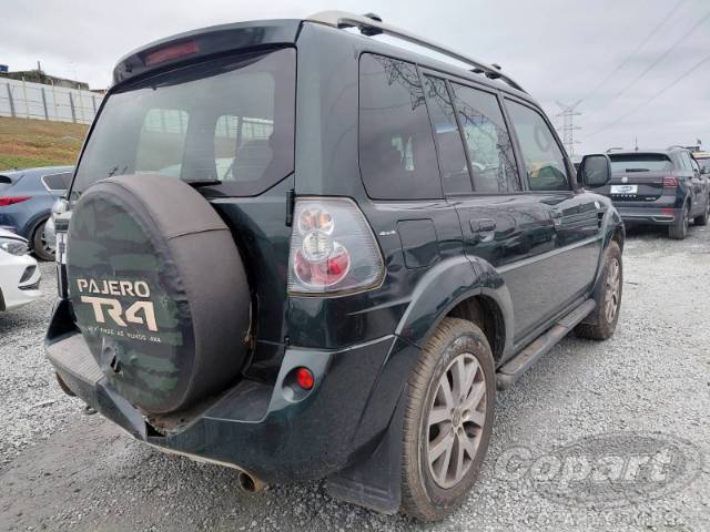 2010 MITSUBISHI PAJERO TR4 