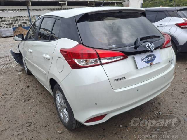 2019 TOYOTA YARIS 