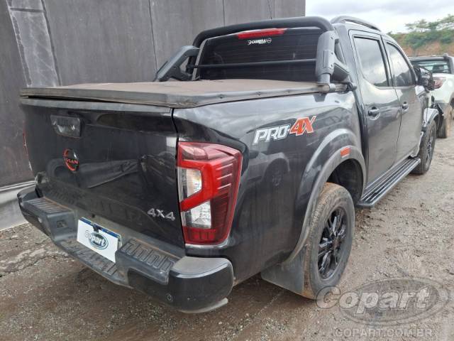 2024 NISSAN FRONTIER CD 