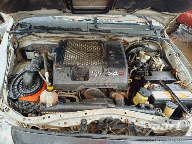 2011 TOYOTA HILUX CD 