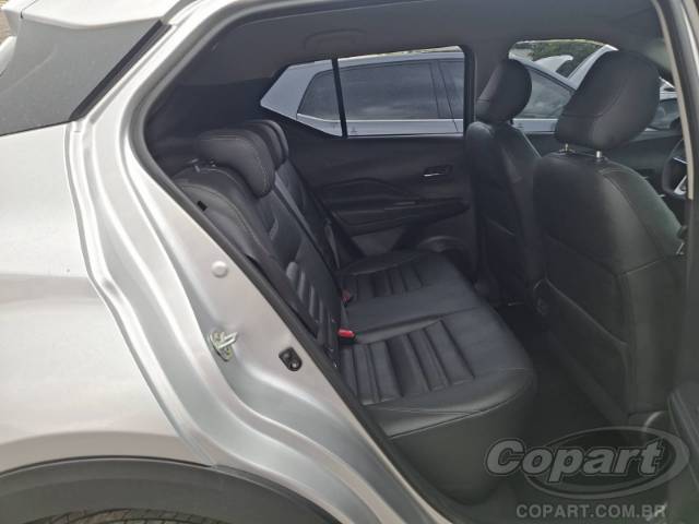 2025 NISSAN Kicks Play 