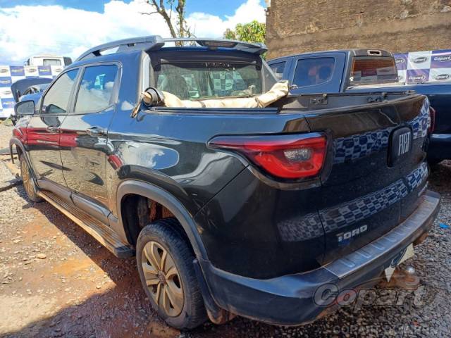 2017 FIAT TORO 