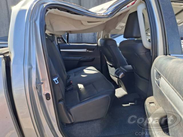 2022 TOYOTA HILUX CD 