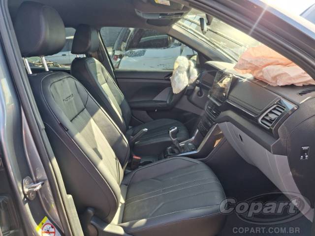 2025 VOLKSWAGEN T-CROSS 