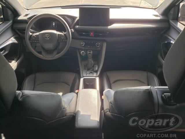 2026 TOYOTA Yaris Cross 