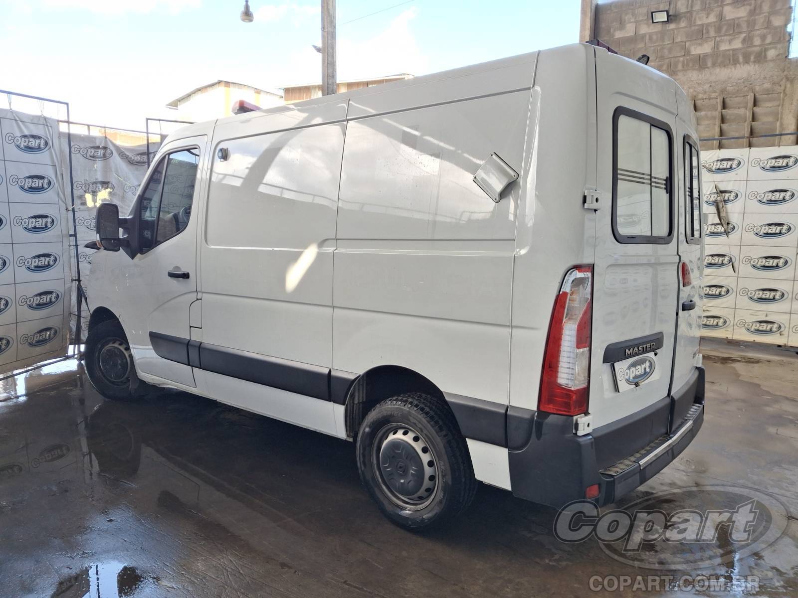 2023 RENAULT MASTER FURGAO — leilão em Candeias/BA (foto 3)