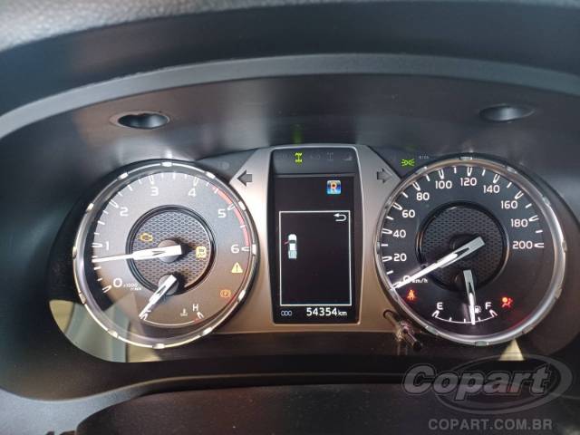 2024 TOYOTA HILUX CD 