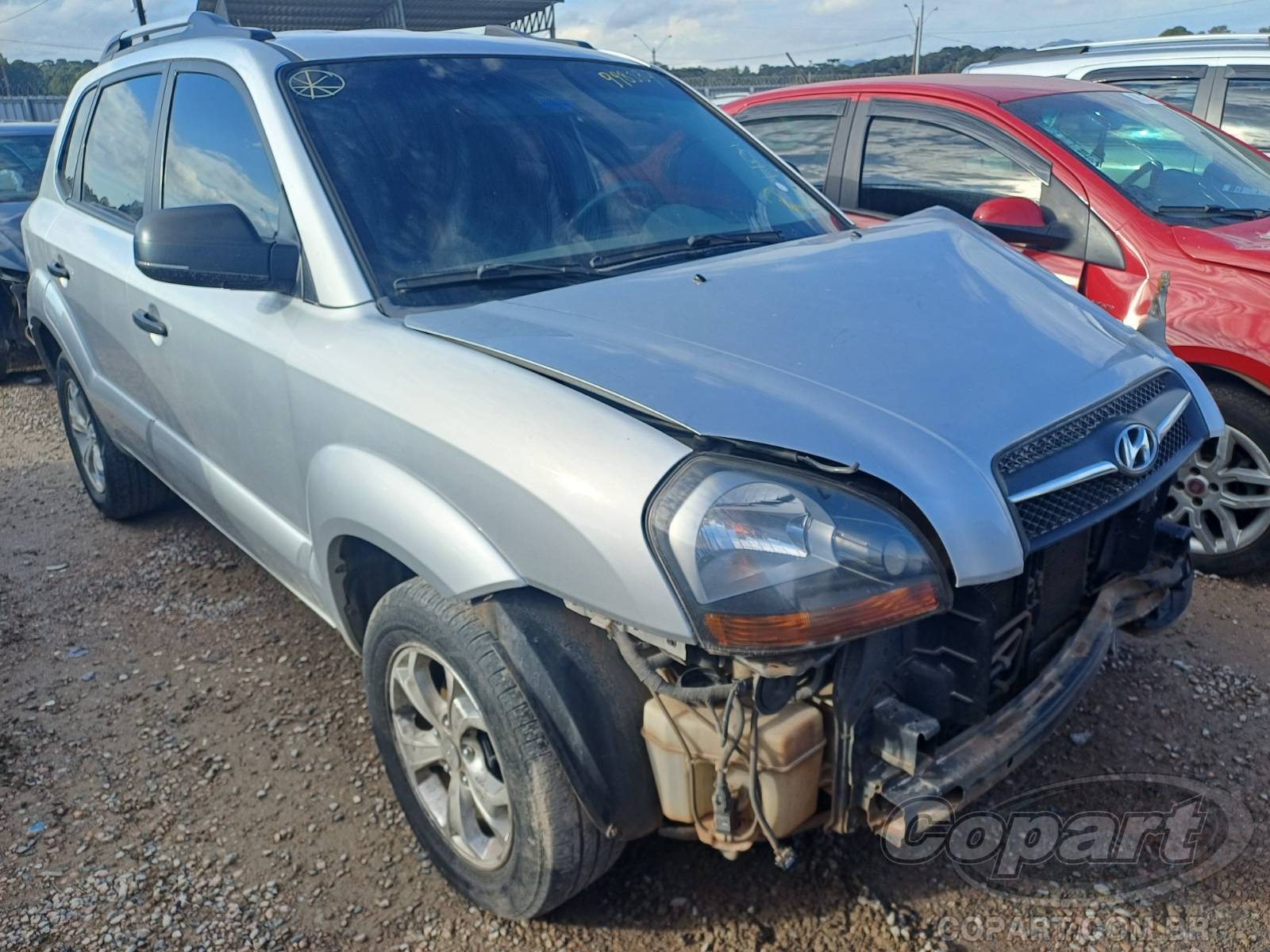Veículo Hyundai Tucson Hyundai Tucson GL 2.0 16V 2010 Pequena Monta Frontal 2010 em leilão