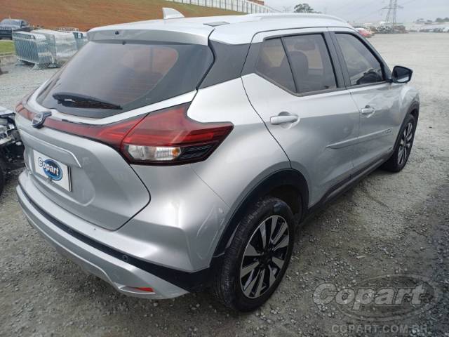 2024 NISSAN KICKS 