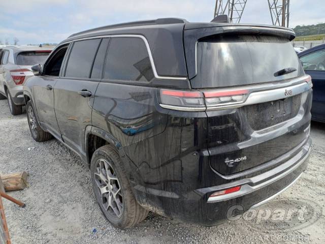 2023 JEEP COMMANDER 