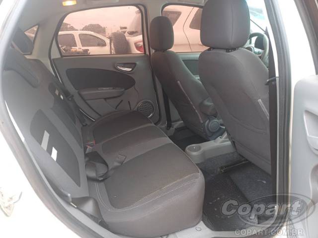 2015 FIAT GRAND SIENA 