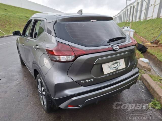 2024 NISSAN KICKS 