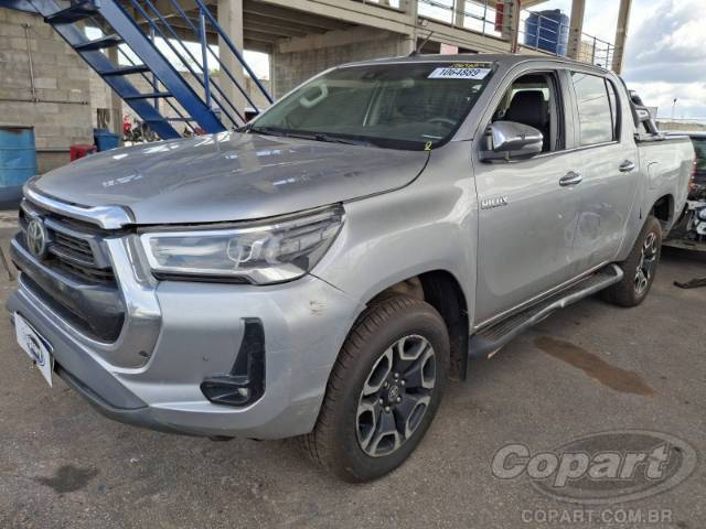 2021 TOYOTA HILUX CD 