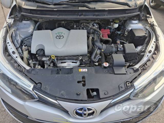 2021 TOYOTA YARIS SEDA 