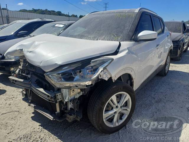 2020 NISSAN KICKS 