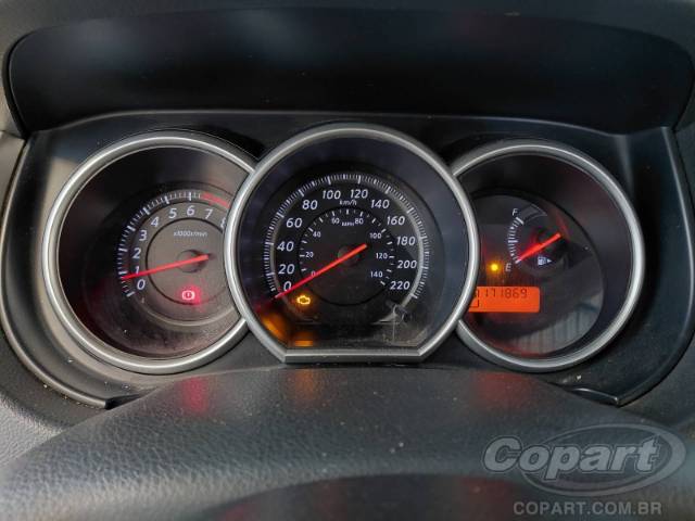 2011 NISSAN TIIDA 