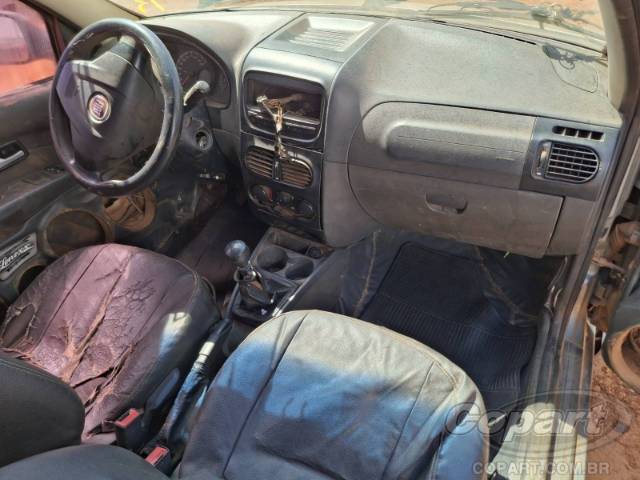 2015 FIAT STRADA CD 