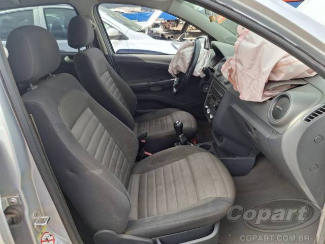 2014 VOLKSWAGEN VOYAGE 