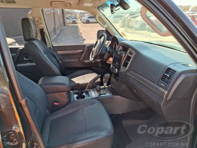 2019 MITSUBISHI PAJERO FULL 
