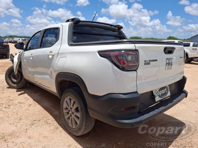 2025 FIAT STRADA CD 