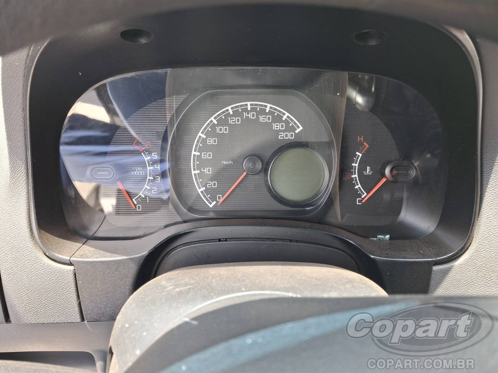Foto 8 de 14: 2015 FIAT SIENA