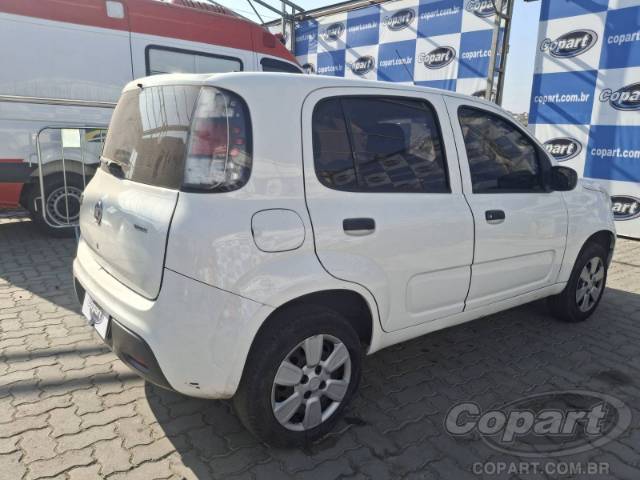 2016 FIAT UNO 
