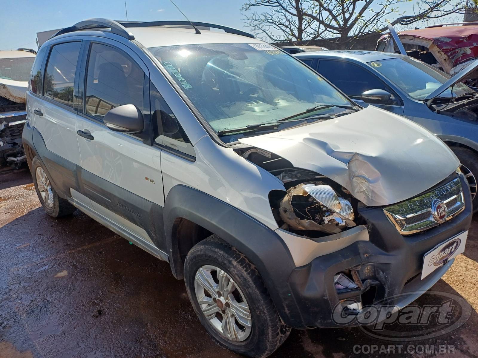 FIAT IDEA ADVENTURE 1.8 16V E.TORQ 2013
