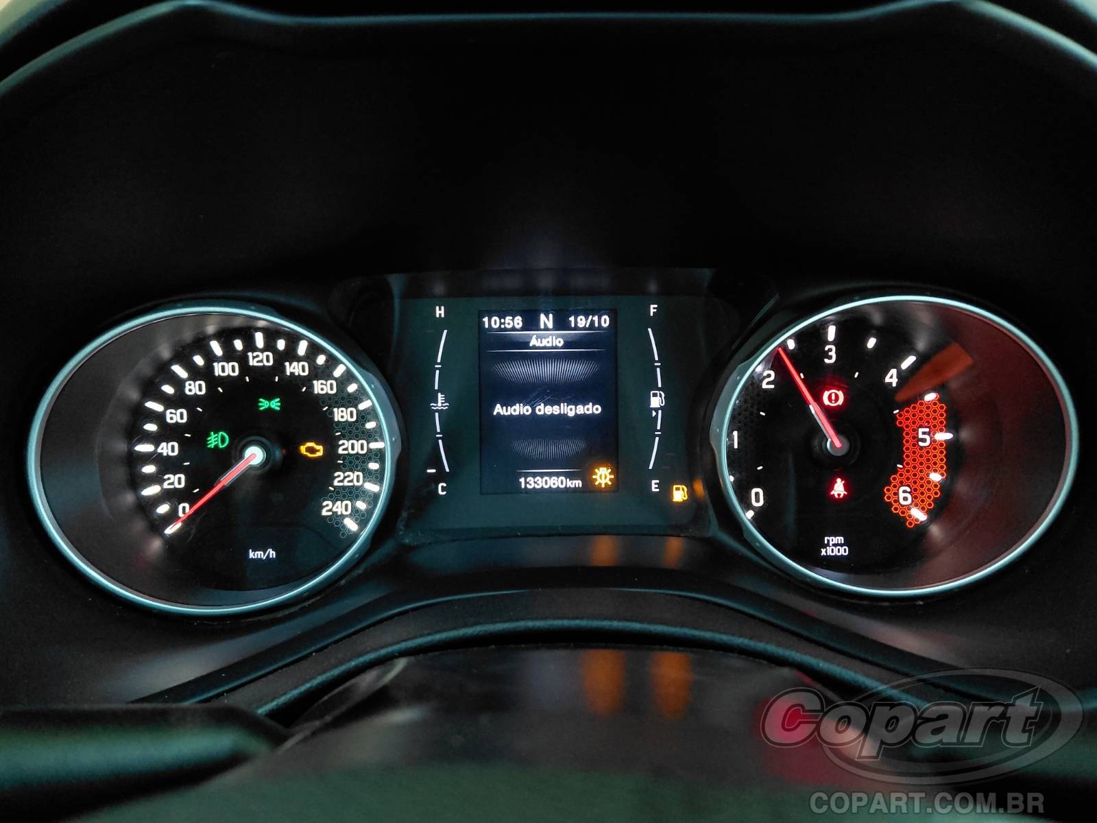 Foto 8 de 10: 2019 FIAT TORO