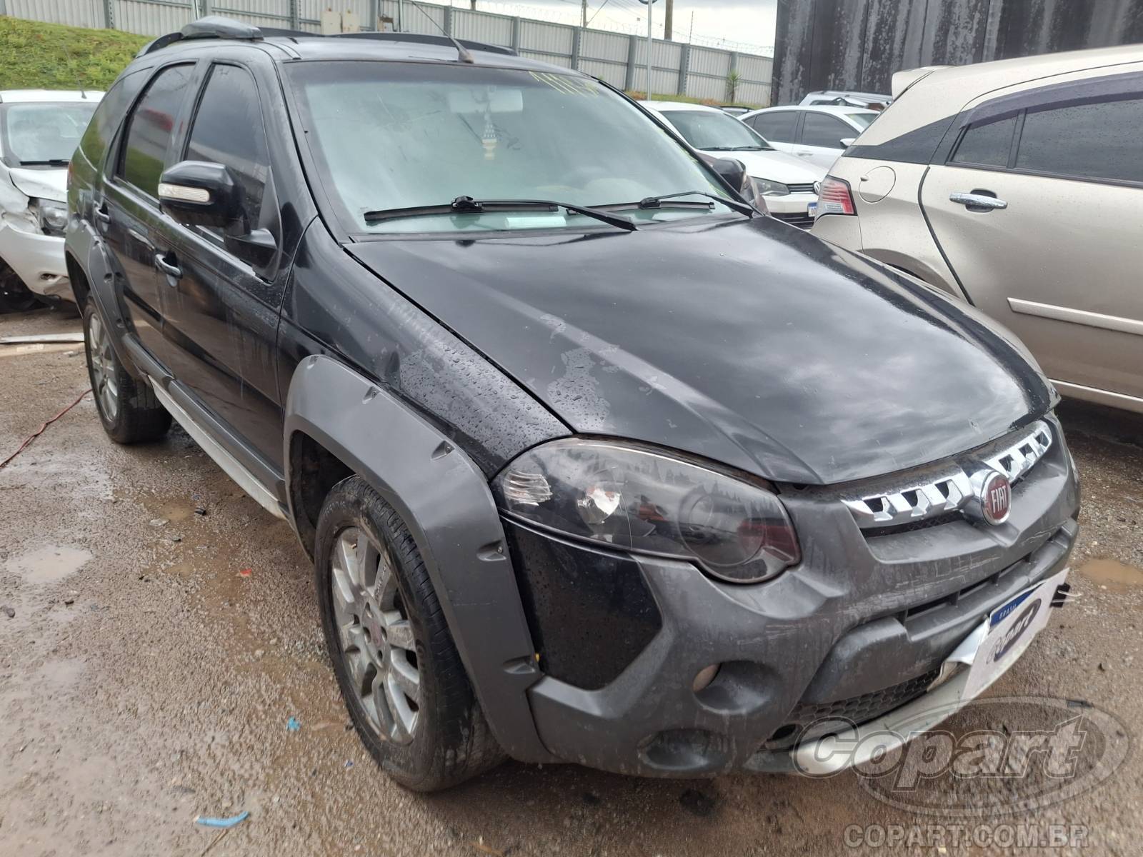 Veículo Fiat Palio FIAT PALIO WEEKEND 1.8 16V E.TORQ 2013 em leilão
