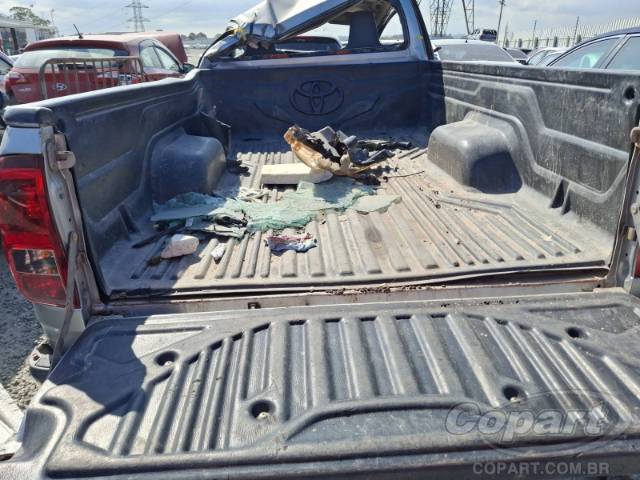 2023 TOYOTA HILUX CS 