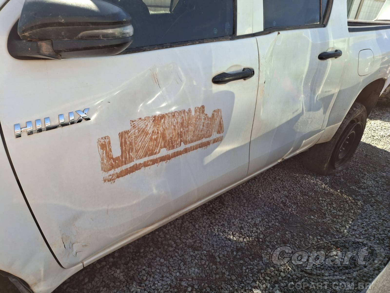2025 TOYOTA HILUX CD — foto 13 de 15
