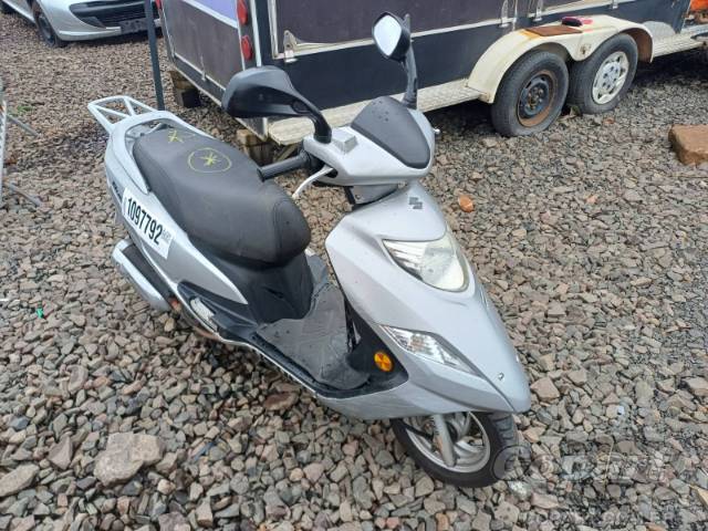 2012 SUZUKI BURGMAN I 