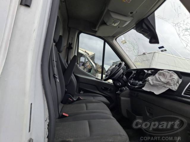 2024 FORD E-TRANSIT FURGAO 
