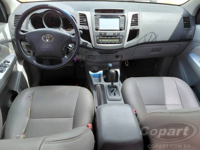 2011 TOYOTA HILUX CD 