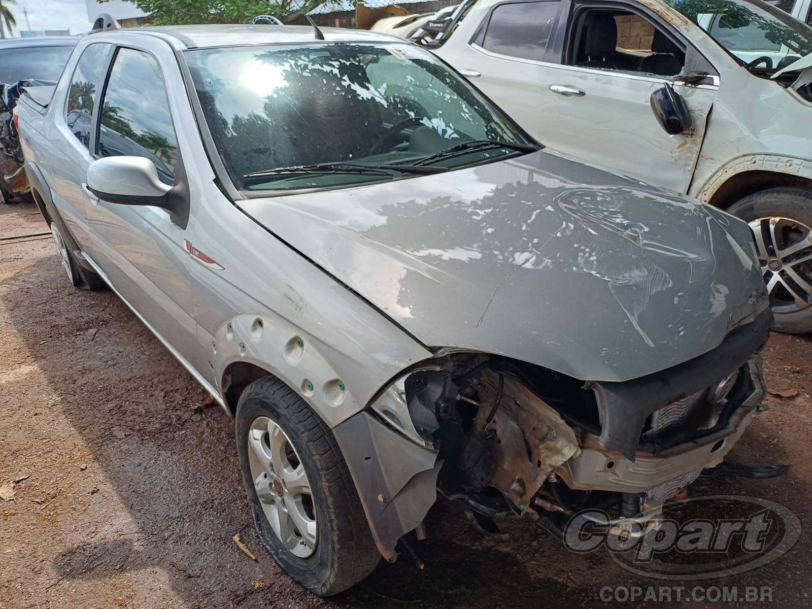 Veículo Fiat Strada Fiat Strada CD Freedom 1.4 Evo 2020 Médio Dano Mecânico 2020 em leilão