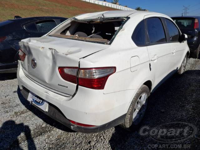 2017 FIAT GRAND SIENA 