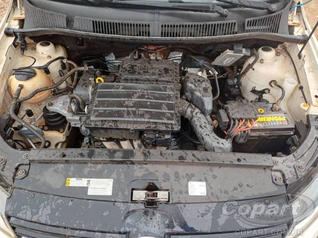 2016 VOLKSWAGEN FOX 
