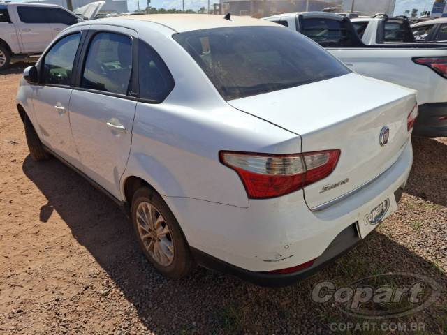 2017 FIAT GRAND SIENA 