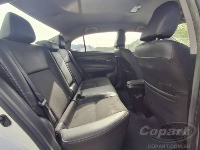 2023 TOYOTA YARIS SEDA 