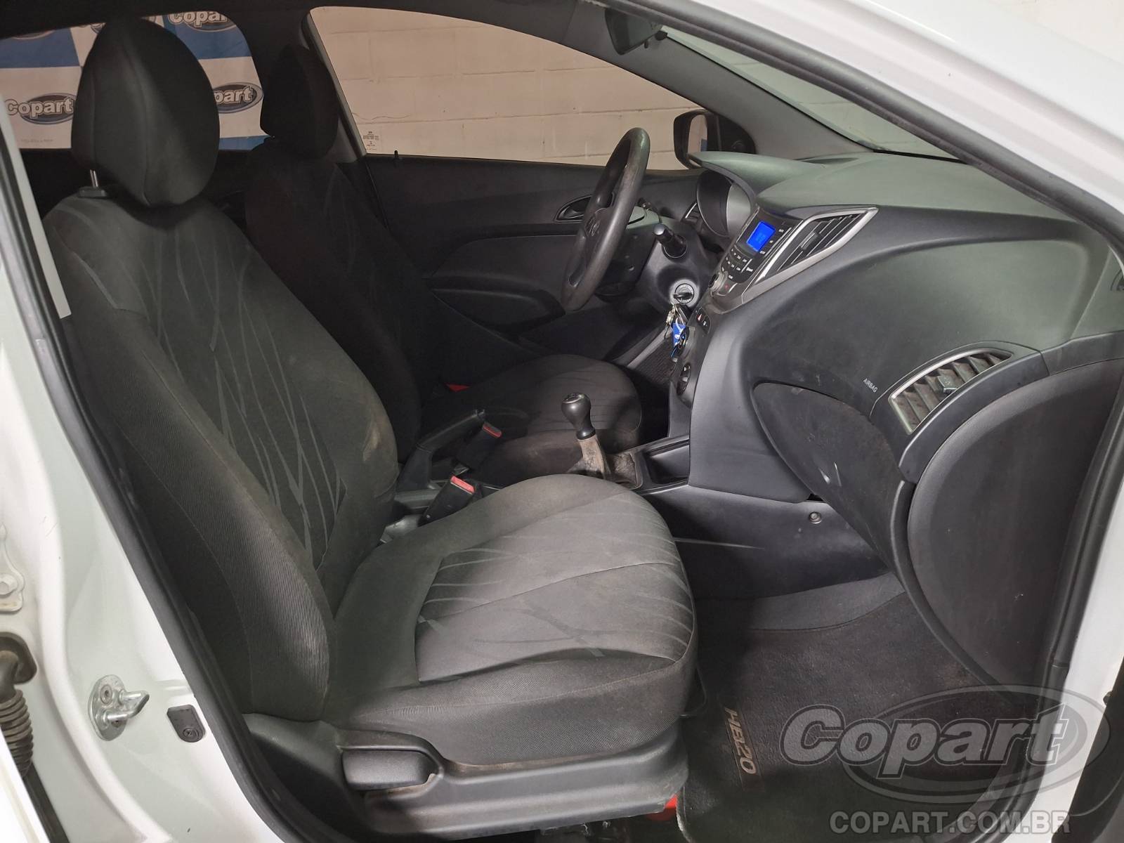 Foto 5: 2015 HYUNDAI HB20