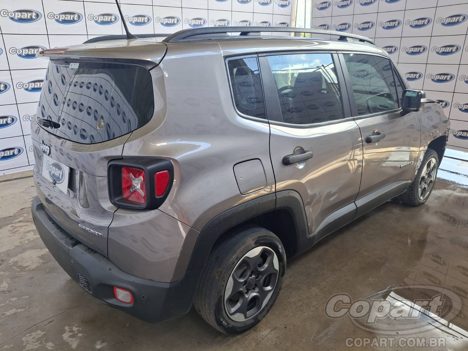 Foto 4: 2017 JEEP RENEGADE Renegade Sport 1.8 16V E.TorQ Evo