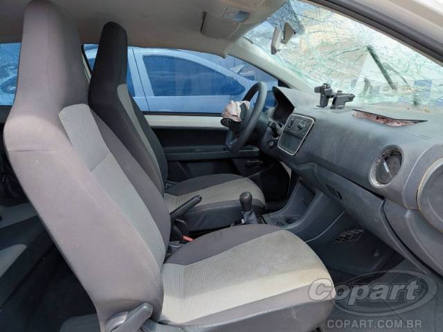 2015 VOLKSWAGEN UP 