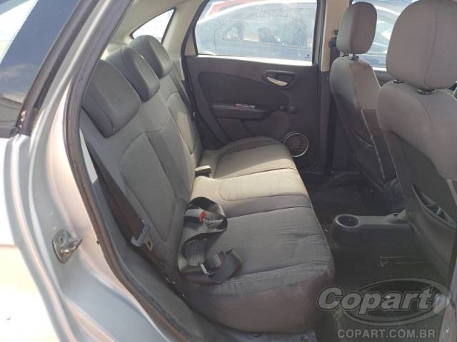 2016 FIAT GRAND SIENA 