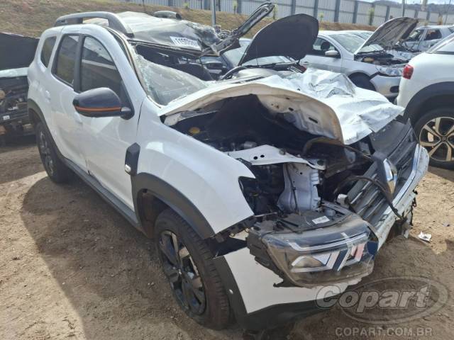 2026 RENAULT DUSTER 