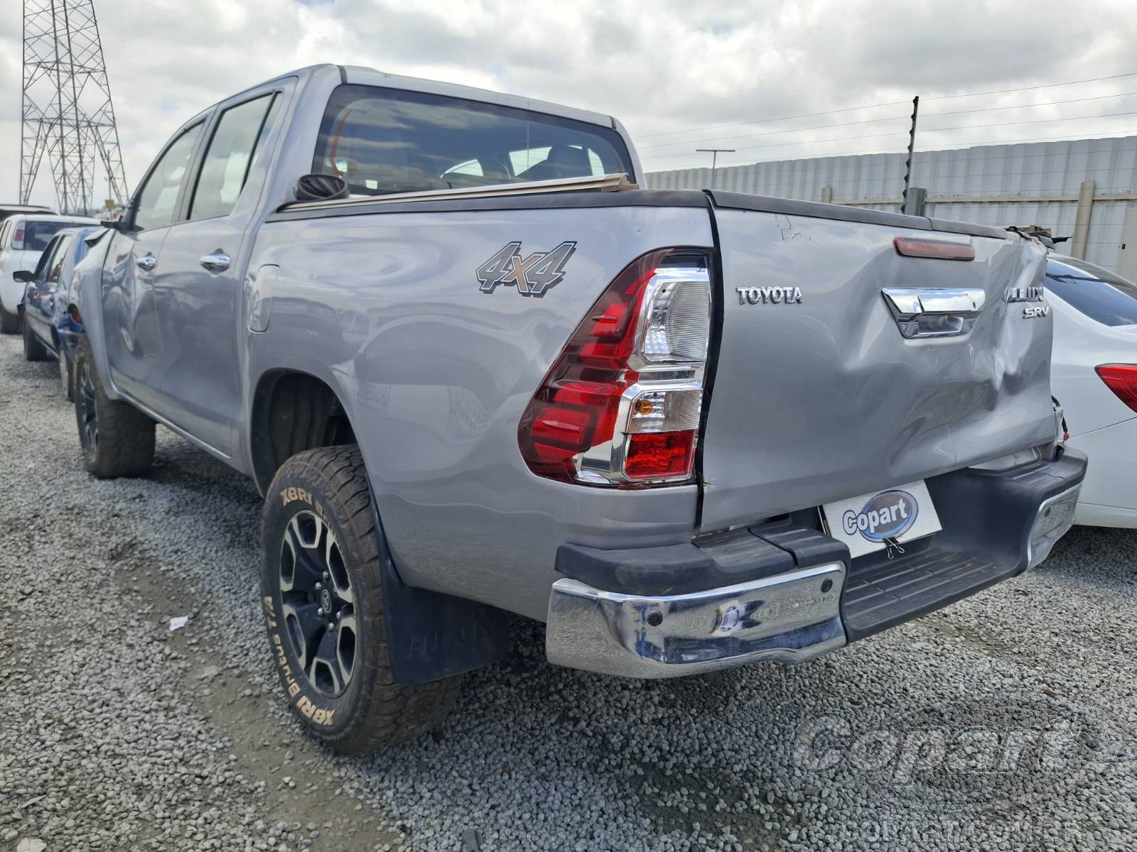 Foto 3: 2023 TOYOTA HILUX CD